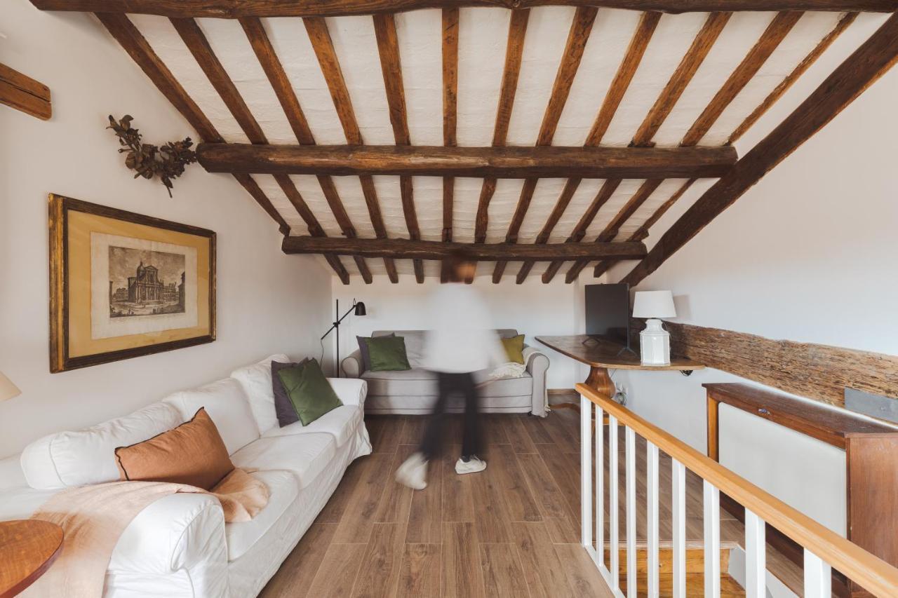 Amazing Penthouse With Terrace And Rooftop In Trastevere Rome Bagian luar foto