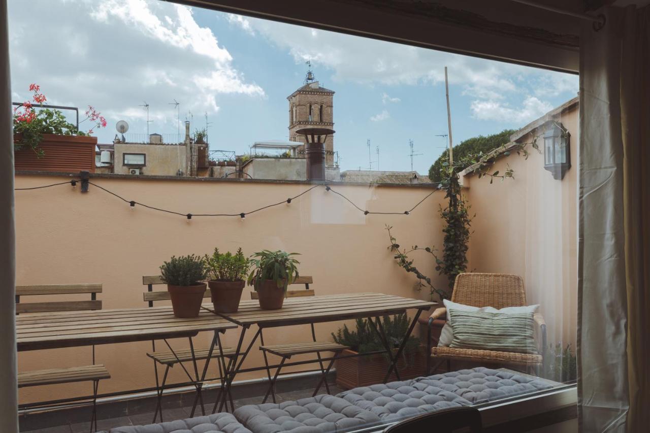 Amazing Penthouse With Terrace And Rooftop In Trastevere Rome Bagian luar foto
