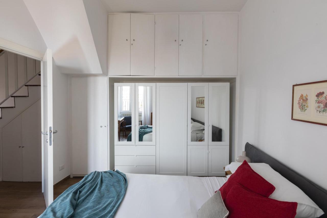 Amazing Penthouse With Terrace And Rooftop In Trastevere Rome Bagian luar foto